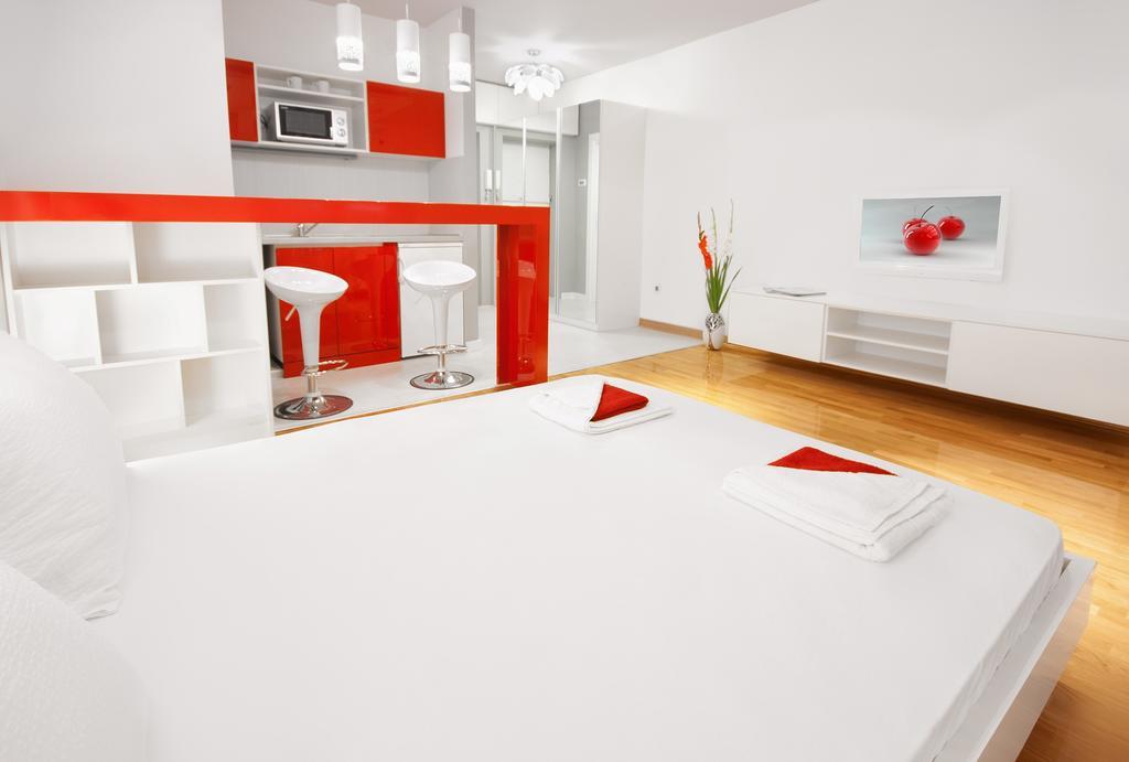 Downtown Belgrade Apartments - Cherry Bagian luar foto