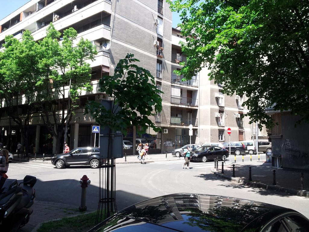 Downtown Belgrade Apartments - Cherry Bagian luar foto